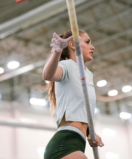 Clara Ferna ndez model pretty pics