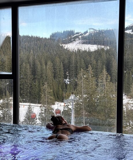 anastasiia sin erotic model photo