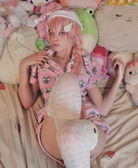 Strawbabyboy art model archive