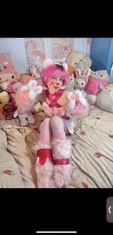 Strawbabyboy exclusive pornstar galleries