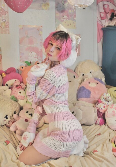 Strawbabyboy hot star photo