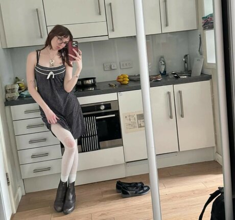 Licetown adult model gallery