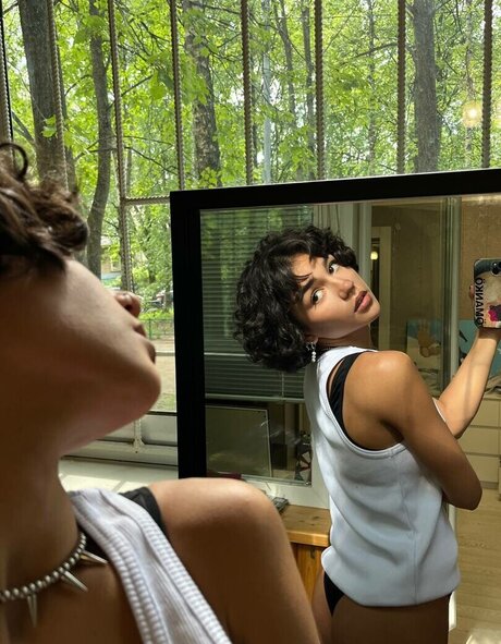 Yashankulova nude model gallery