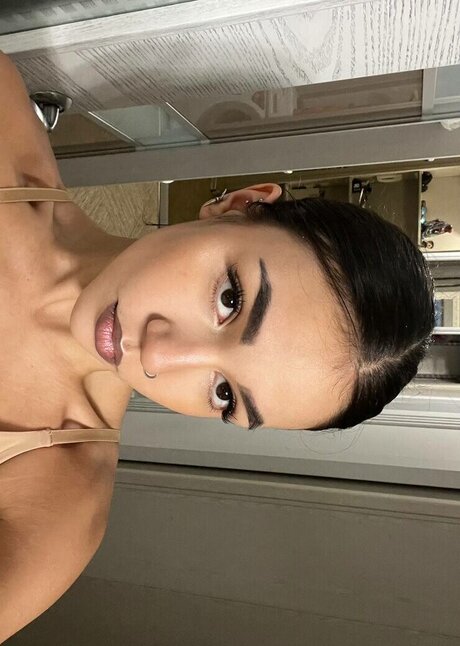 Yashankulova hd model archive