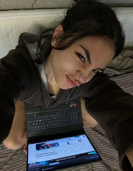 Yashankulova erotic model photo