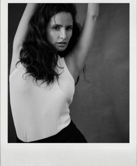 Amanda De Godoi star nice images