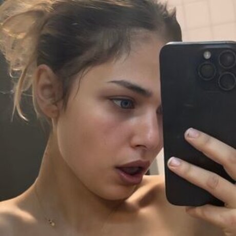 Elsa Wei enbach model top pictures