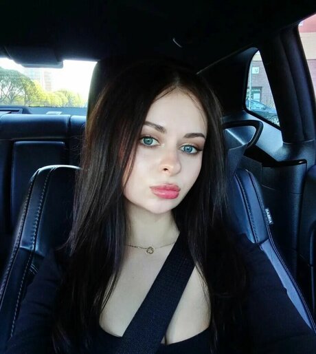 Zhukovachris high quality model photo