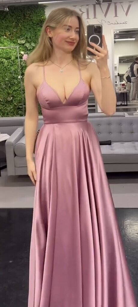 Empresslaurasophie star nude pictures