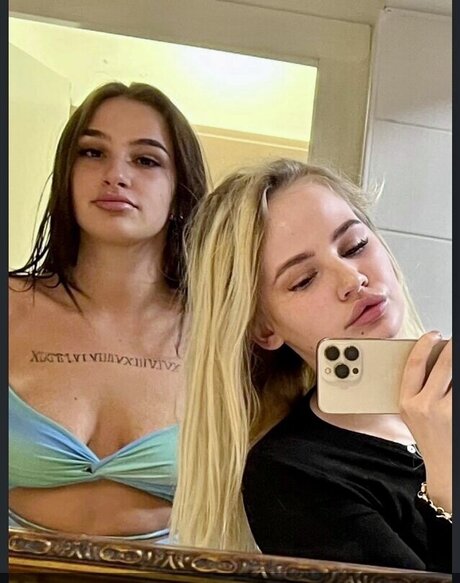 Blackpool model naked galleries