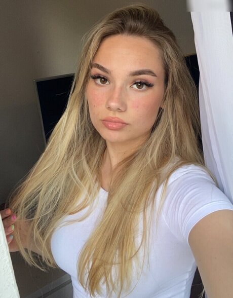 Snipsska free actress pic