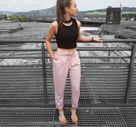 Paulina Wallner beautiful star galleries