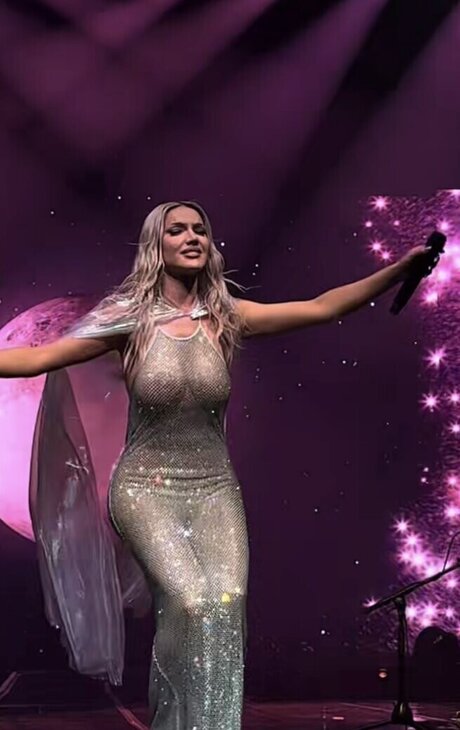 Shirin David model perfect img