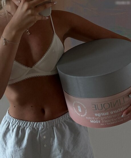 Lili Hamann model high quality pics