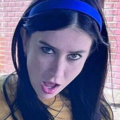 Carly McLellan nude pornstar photos