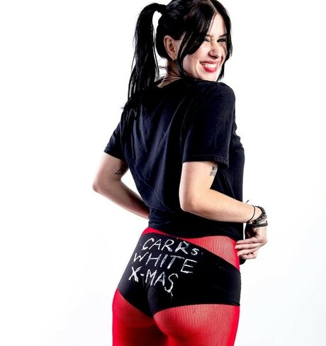 Carly McLellan model porn img