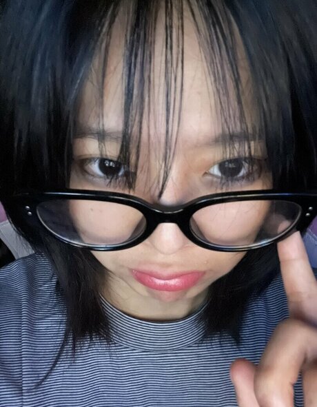 miceraa naked model image