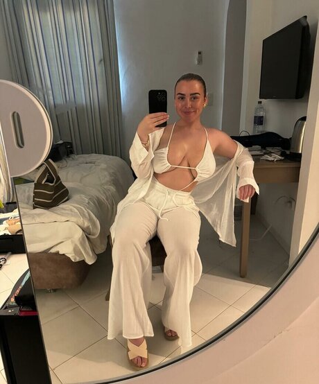 Lashayabraden model sexy image