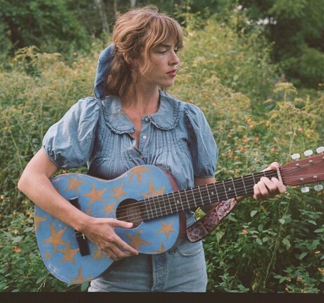 Anna St Louis model beautiful picture