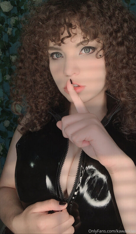 Kawaiikiwicosplay hot pornstar photo