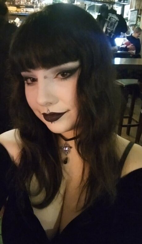 gothbynight model nice archive