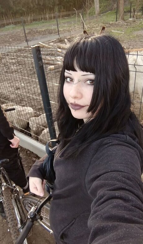 gothbynight xxx star photo