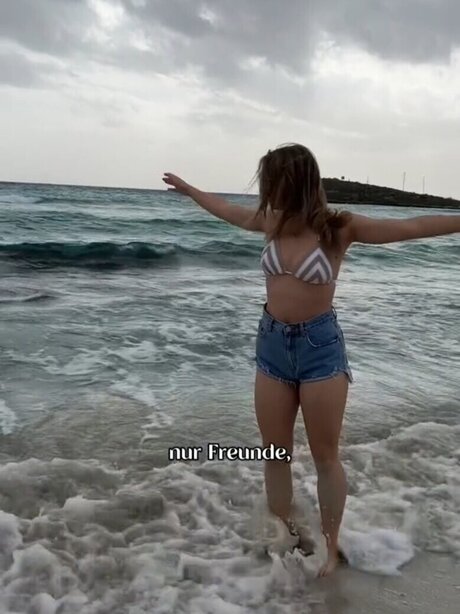 christmas nude onlyfans free xxx galleries