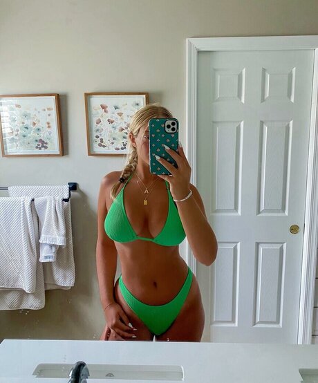 Grace Gavio star hd img