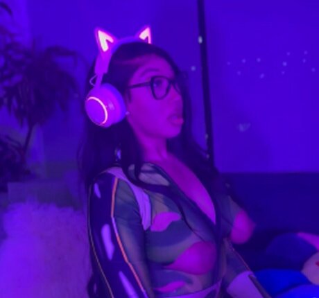 iloveaoki sexy actress archive