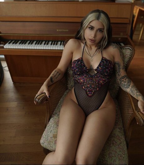 Salome Sylvana model top galleries