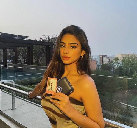 Pakhi Gadh erotic star images