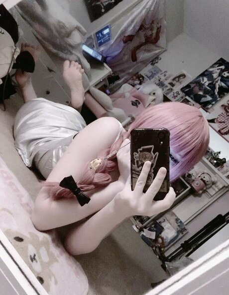 nadecola9 hot actress image