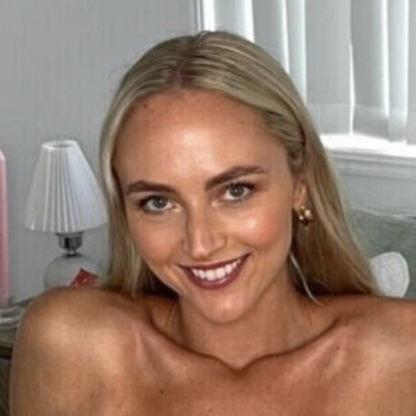 Annie Knight hd model images