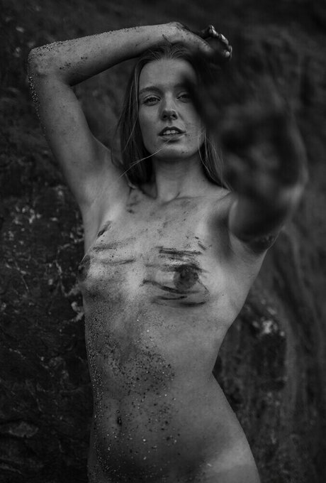 Sidinthesun model pornographic photos