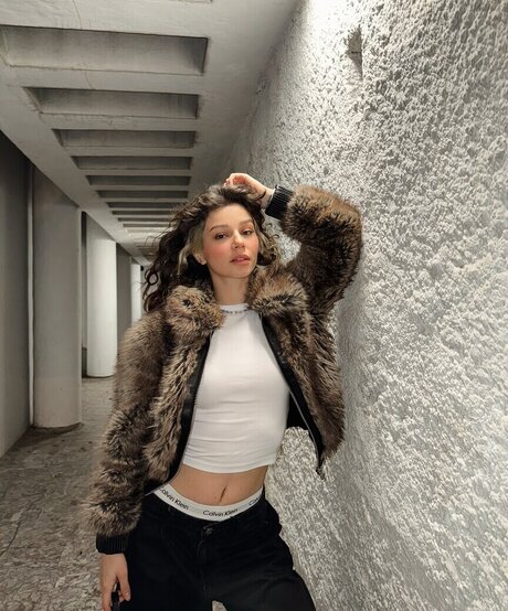 sumruozdenn model nude pics