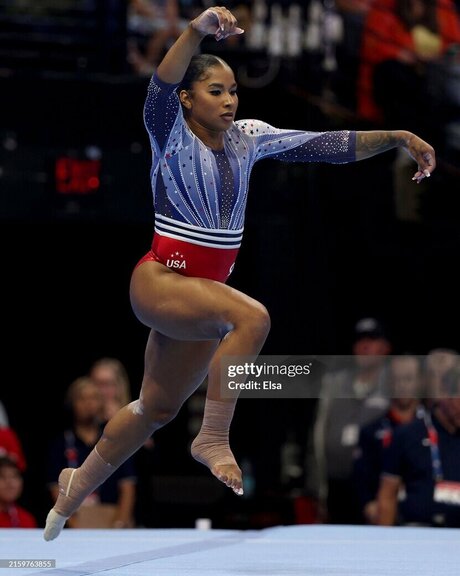 Jordan Chiles star pornographic picture