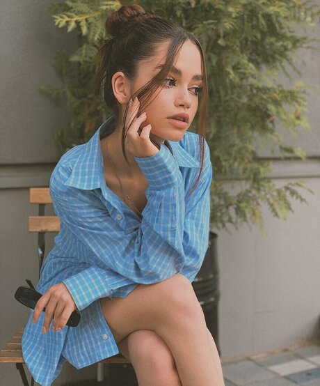 Sofia Chernasova naked model images