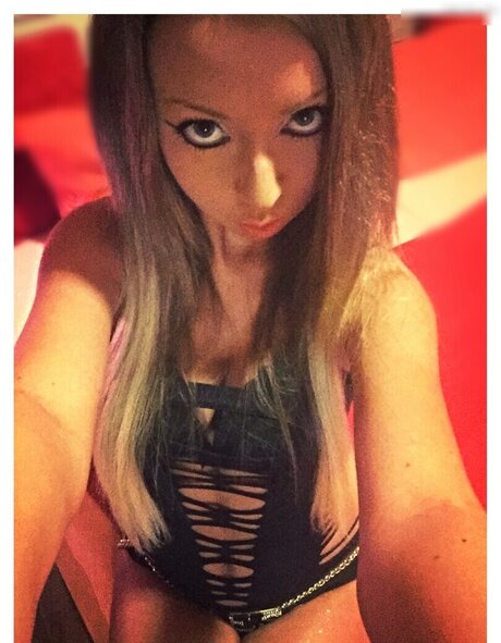 Melanie Hirsch star hd images