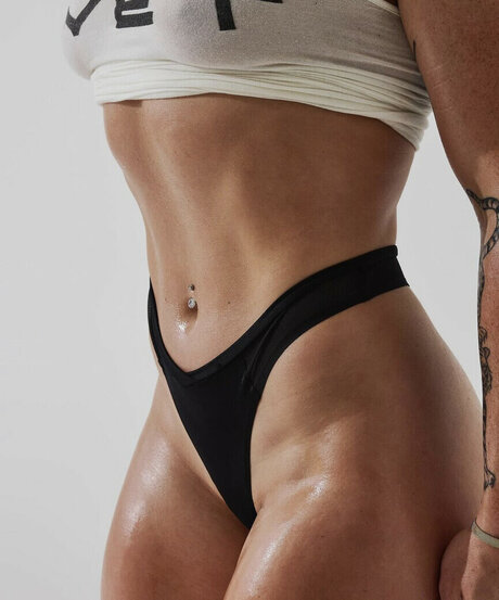 nicolecarluccii star porn gallery