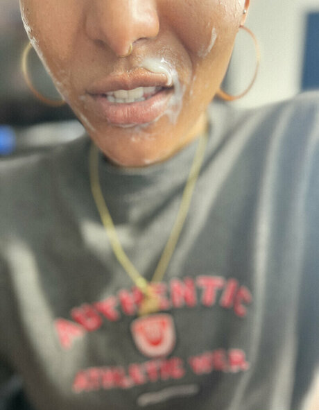 Leo London pornographic actress photo