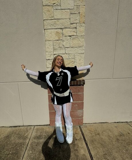 des suzanne beautiful pornstar pictures