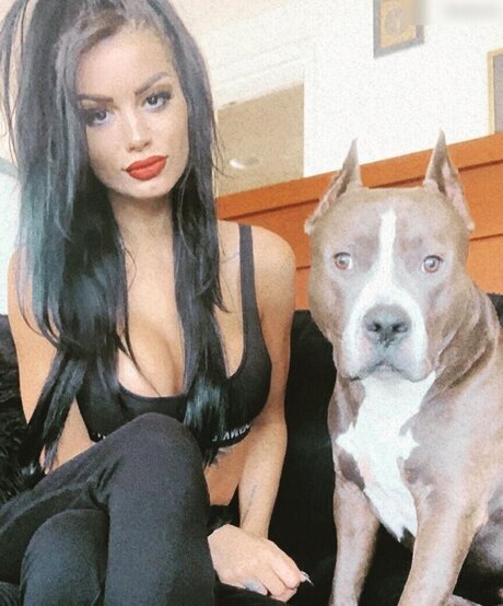 Saraya Jade Bevis hot star images