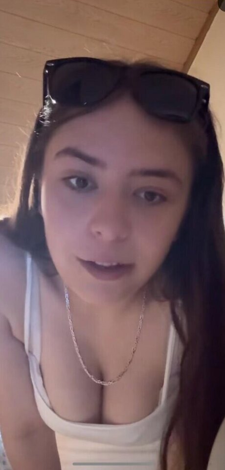 Darling sxh pornstar erotic pictures