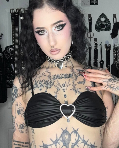 chl0lunaa high quality model gallery