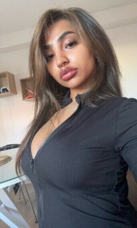 Fionee exclusive star pictures