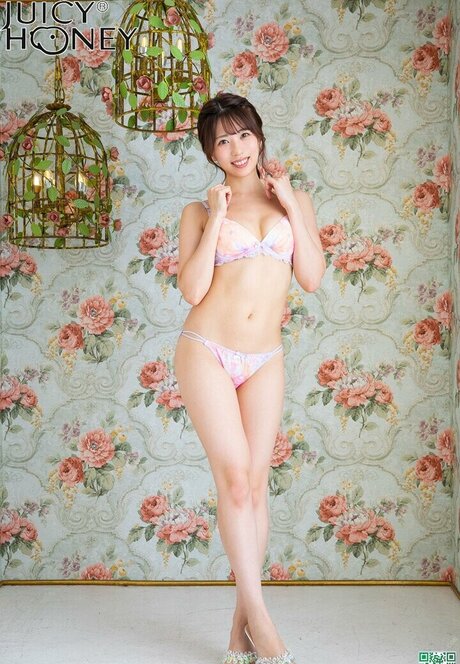 Yamagishi Aika_ naked pornstar pics