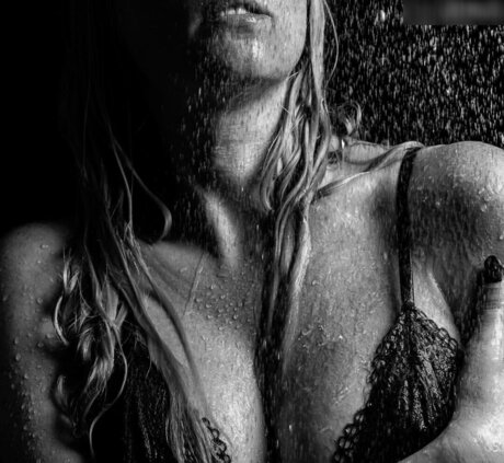 Jacqueline Sparrow high quality star pic