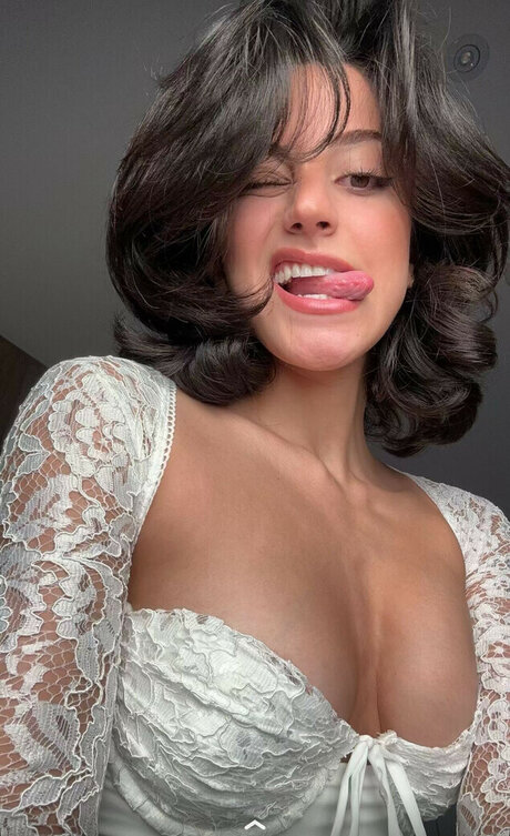 Melody Oz pornstar nudes archive