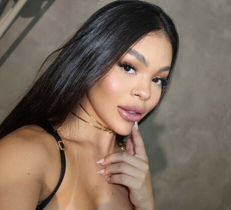 Livia Rafaelle porn star picture