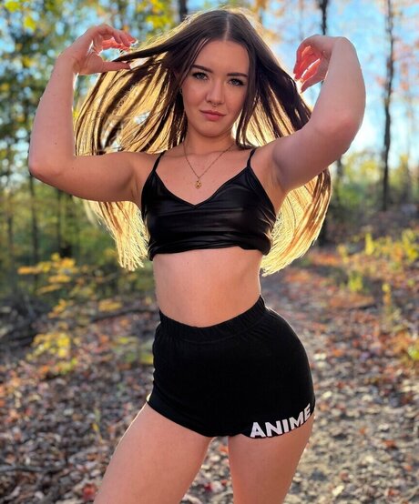 walkingsiren_ star naked images